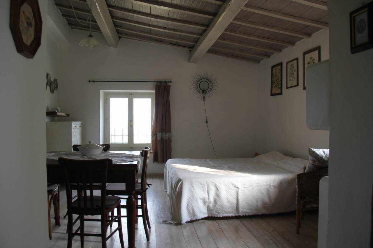 Agriturismo Montesalce กุบบีโอ ภายนอก รูปภาพ